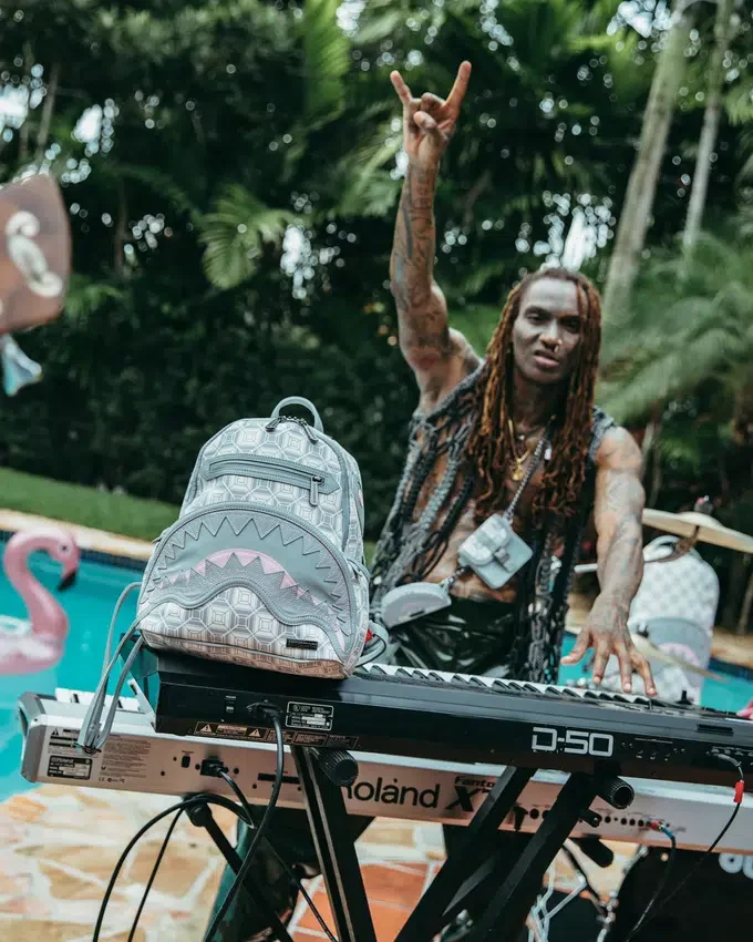 A.I.8 AFRICAN INTELLIGENCE BOOKED & BUSY SAVAGE RUCSAKURI