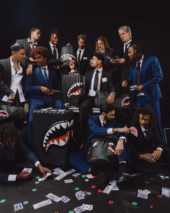 RUCSAK SHINOBI SHARKS IN PARIS