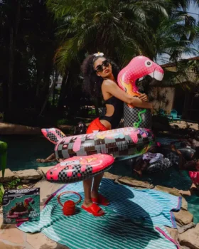 FLAMINGO MAFIA – Colace Gonflabil pentru Petrecere la Piscină