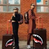 FRENZY SHARKS SHARKNAUTICS BAGAJ DE MÂNĂ CU CARCASĂ RIGIDĂ
