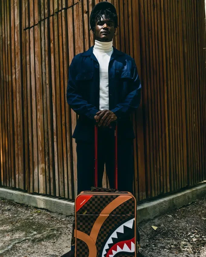 Henny AIR TO THE THRONE – Bagaje de mână JETSETTER