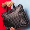 HENNY BLACK Etuuri De Călătorie