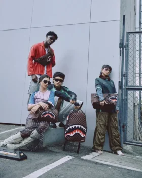KYOTOKNIT SHARKS IN PARIS Savvy Genți Crossbody