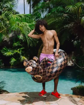 MONEYBEAR – PLUTITOR COLACE GONFLABIL PENTRU PETRECERI LA PISCINĂ