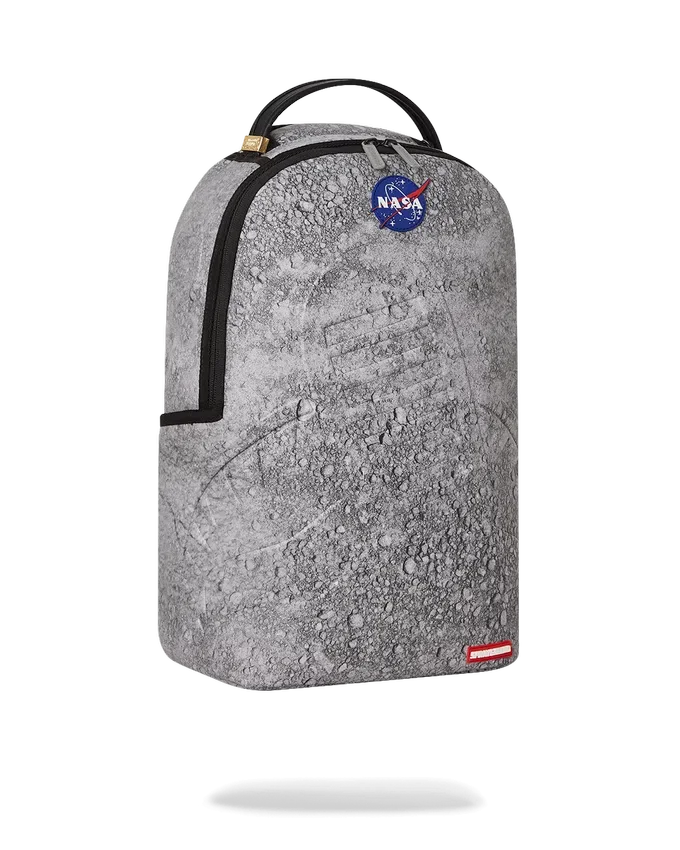 PĂȘEȘTE ÎN VIITOR – COLABORARE CU NASA: MOON SHARK 3D MOLDED