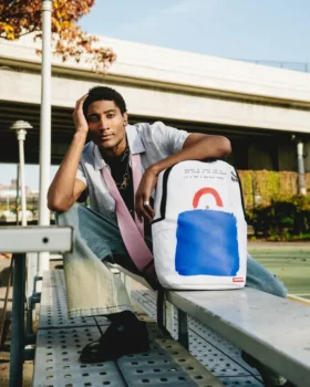 RUCSAC KEITH HARING CU ARTĂ PE FACEȚĂ ALBASTRĂ MARE