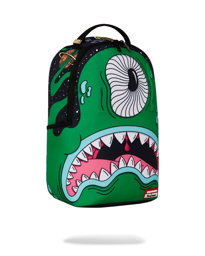 RUCSACUL BOB SHARK DIN COLABORAREA CU ARTISTUL JORGE RODRIGUEZ