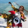 RUCSACUL CU URSULEȚ DE JUCĂRIE „MONEYBEAR” DIN SERIA „SHARK FRIENDS”