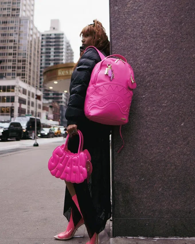 RUCSACULI PINK POP SHARK