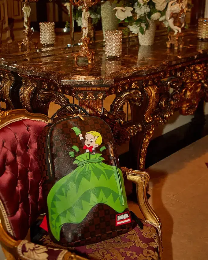 RUCSACULI RICHIE RICH MONEY SHARK