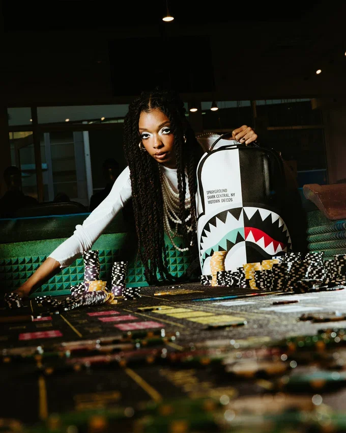 RUCSACULI SHARK CENTRAL REFLEX DLXSV
