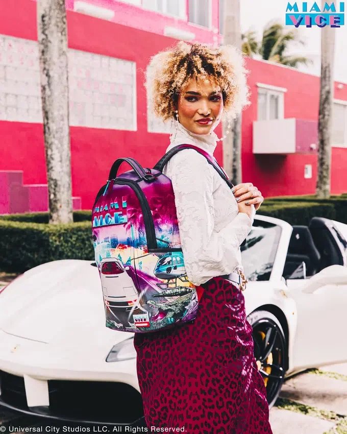 RUCSACULUI MIAMI VICE VIBES (DLXV)