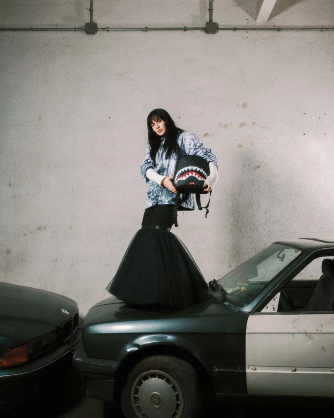 RUCSACULUI SAVAGE „Sharks in Paris Hyper Puff”