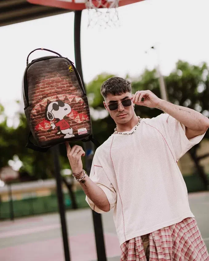 RUCSACULUI SNOOPY JOE COOL PENTRU ŞCOLĂ