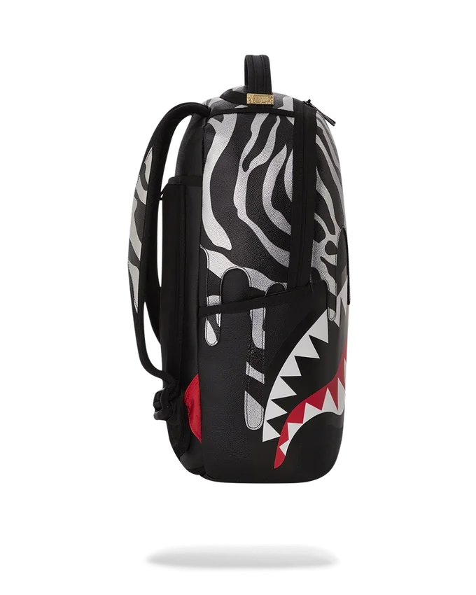 RUCSACURUL ZE SHARK PREDATOR