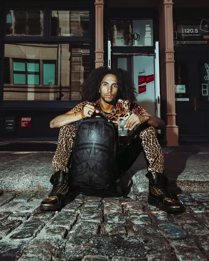 RUCSAK AFRICAN INTELLIGENCE 9 APEX GENIUS – COLABORARE CU SANDFLOWER