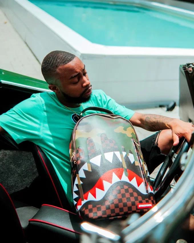 RUCSAK CAMO DRIP SHARKS IN PARIS (DLXV)