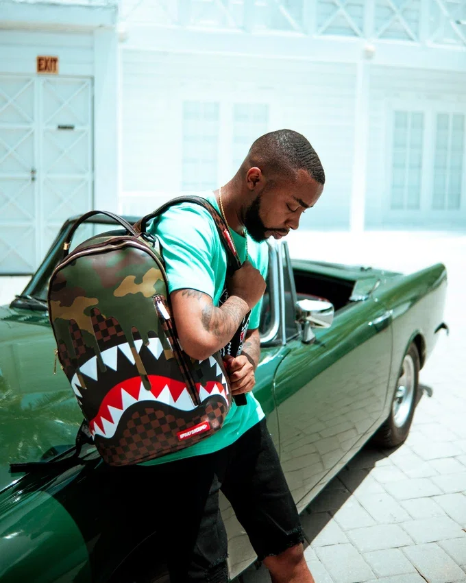 RUCSAK CAMO DRIP SHARKS IN PARIS (DLXV)