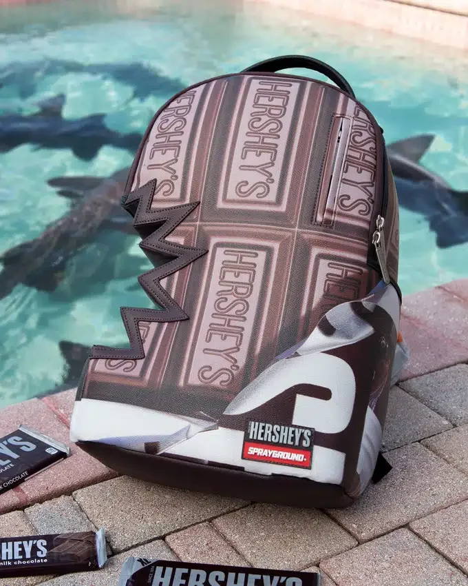 RUCSAK HERSHEY’S Shark Bite