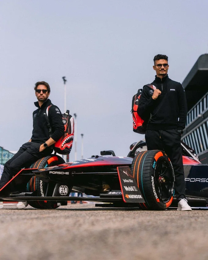 RUCSAK LED FORMULA-E PORSCHE