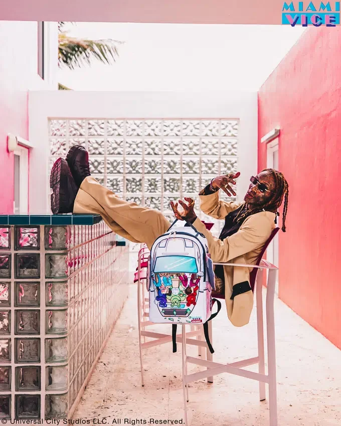 RUCSAK MIAMI VICE WINGS UP (DLXV)
