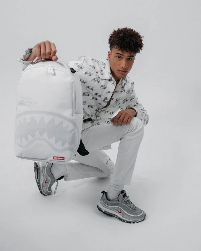 RUCSAK SHARK CENTRAL WHT/WHT (DLXV)