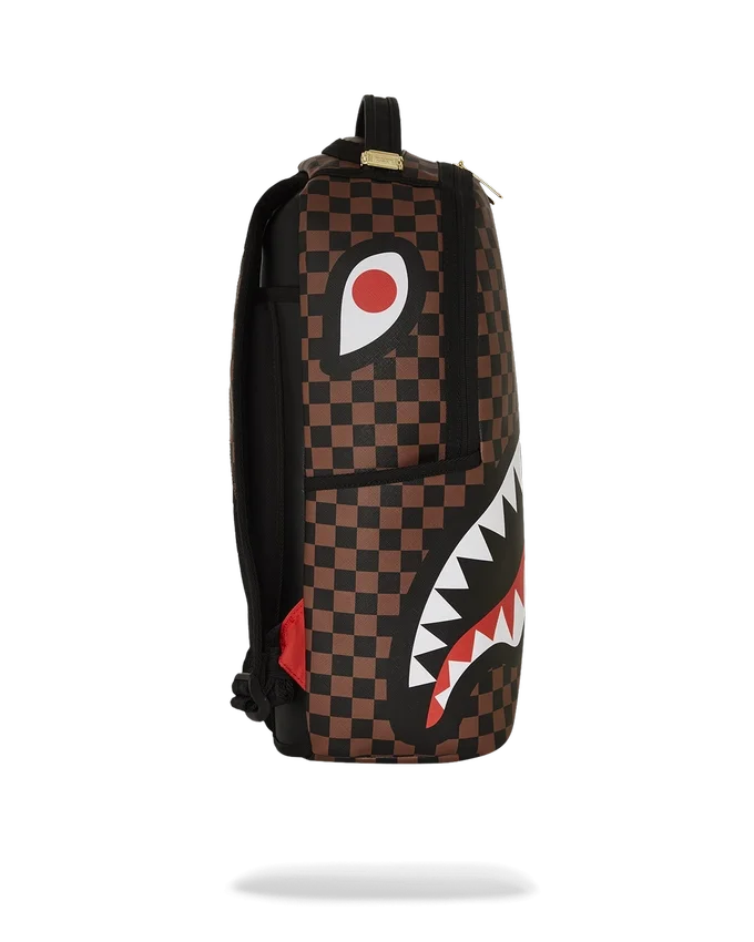 RUCSAK SHARKS IN PARIS LOST & FOUND