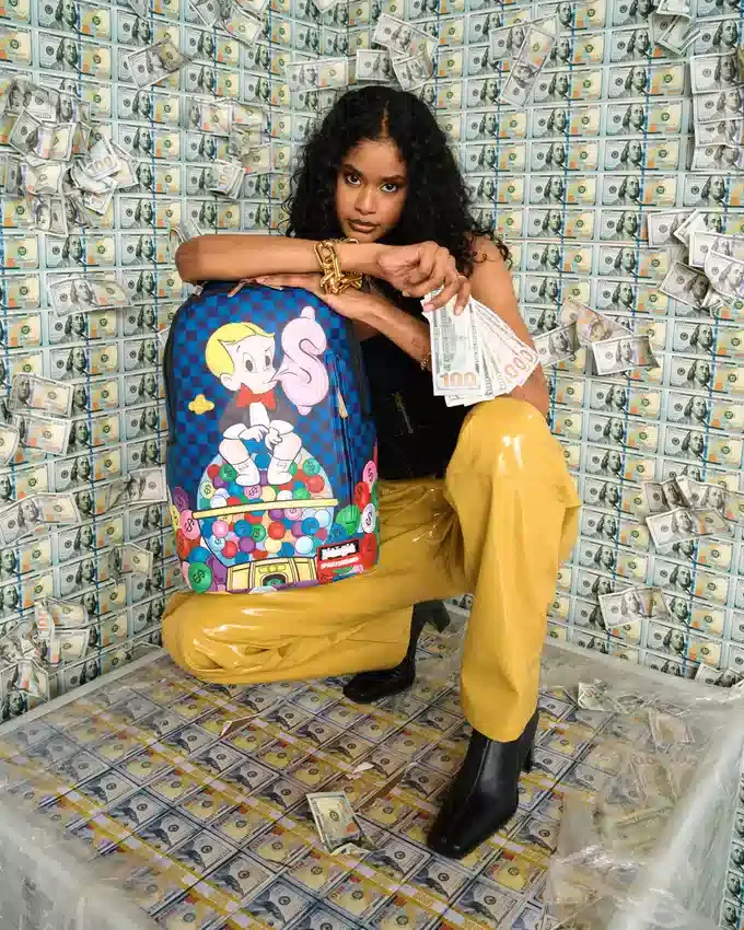 RUCSAKURI RICHIE RICH „MONEY MONEY MONEY” (DLXV)