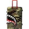 SHARKNAUTICS (Camo) 29,5” Bagaje de cală