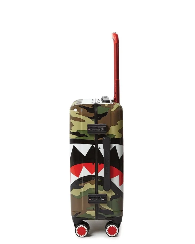 SHARKNAUTICS (Camo) Bagaje de mână 21,5”
