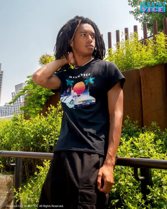 TRICOU MIAMI VICE